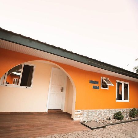 Roses Guest House Kumasi Dış mekan fotoğraf