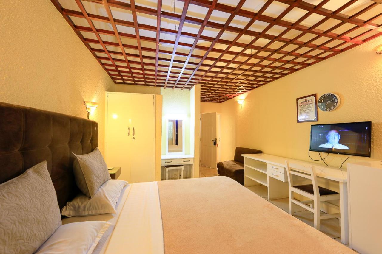 Roses Guest House Kumasi Dış mekan fotoğraf